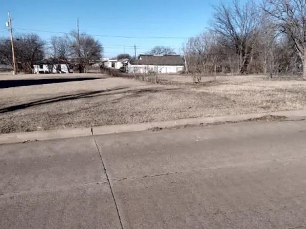 1611 SW Jefferson Ave, Lawton, OK 73501