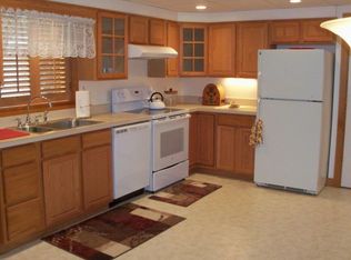 402 Old Mill Rd, Sellersville, PA 18960