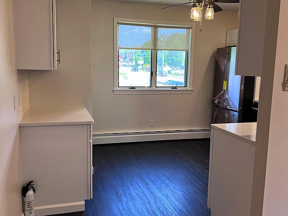 3rd image of 4 Pleasant Ave APT 4