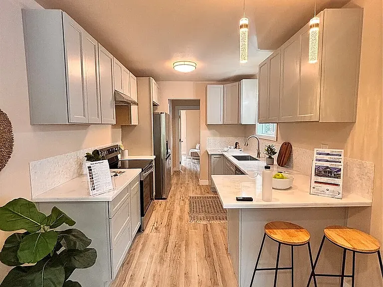 1728 S. Waco Street — Photo 28