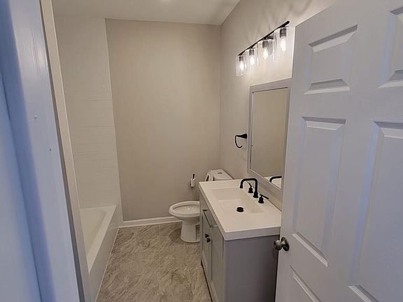 3rd image of 6427 N 13th St #1
