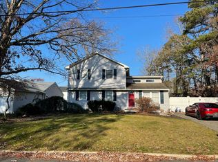 178 Inlet Ave, Manahawkin, NJ 08050