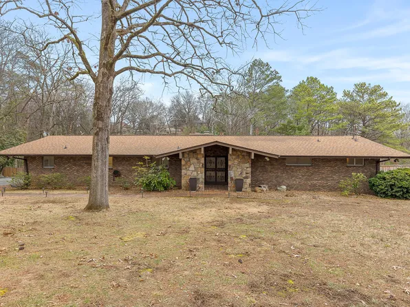 1228 Franklin Dr, Chattanooga, TN 37421