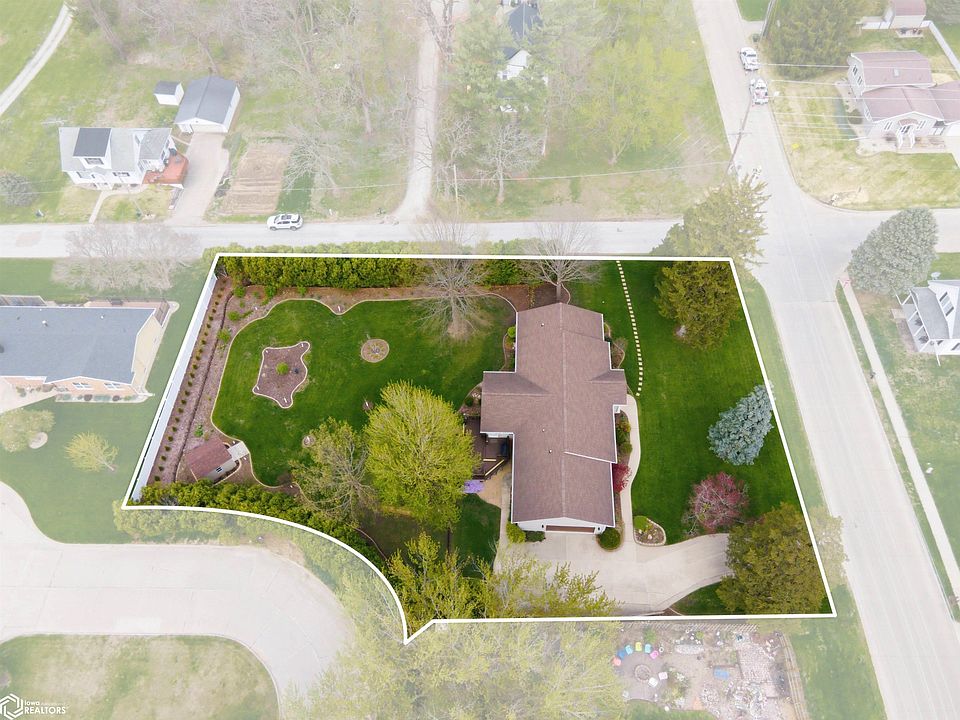 2nd image of 2937 Cliff Rd