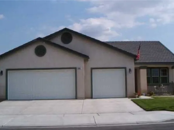 1008 Cypress Dr, San Jacinto, CA 92583