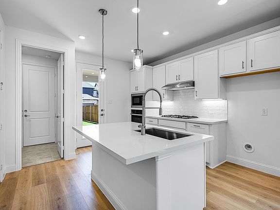 6th image of this home