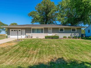 1004 Day St, Cornland, IL 62519