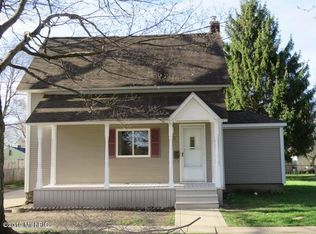 12 Tibbits St, Coldwater, MI 49036