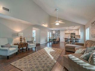 2802 Rolling Glen Dr, Spring, TX 77373