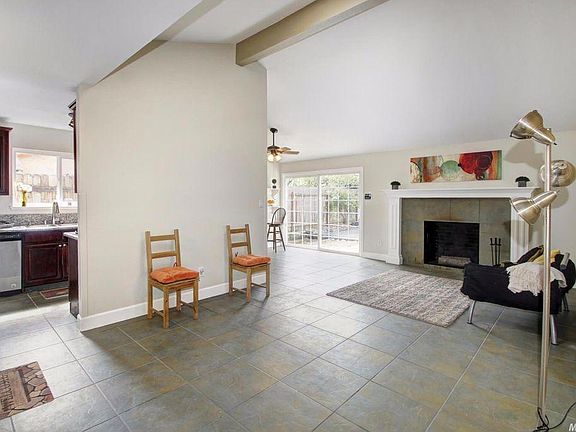 4th image of 6244 Carl Sandburg Cir