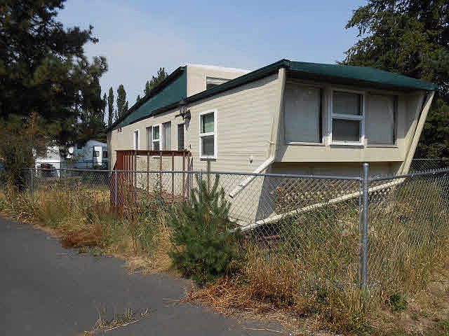 1st image of 1165 SW Grand Ave #18