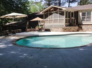 4840 Surrey Dr, Roswell, GA 30075