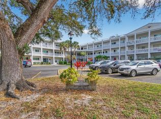 2021 Australia Way W APT 39, Clearwater, FL 33763