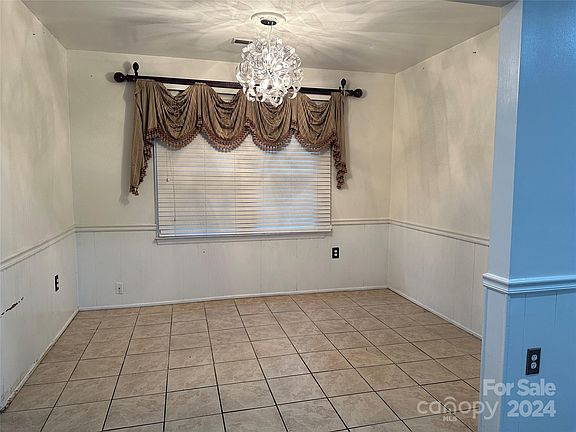 5th image of 7510 Walnut Wood Dr