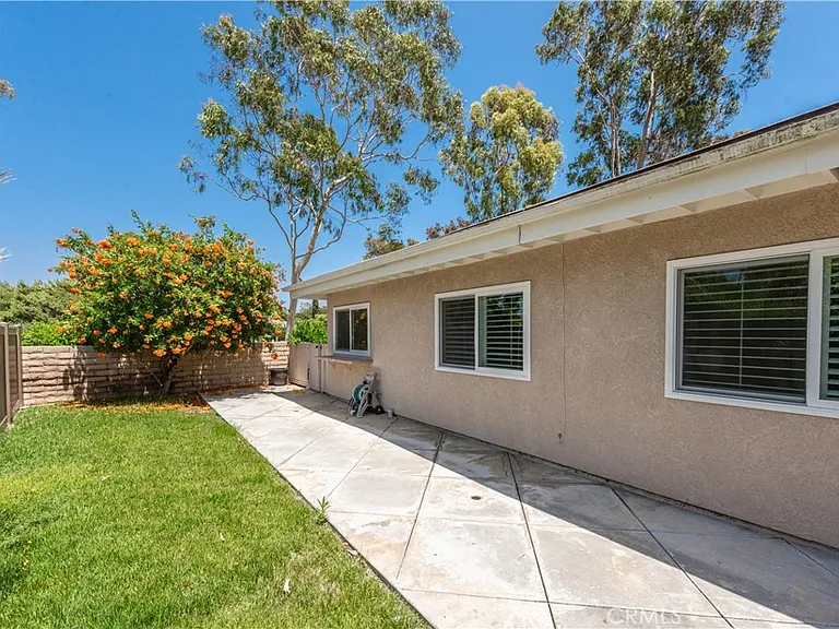 18671 Paseo Cortez — Photo 5