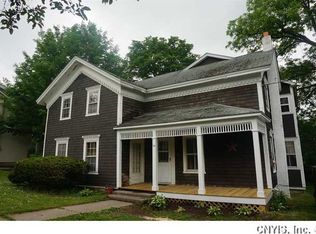 34 Farnham St, Cazenovia, NY 13035