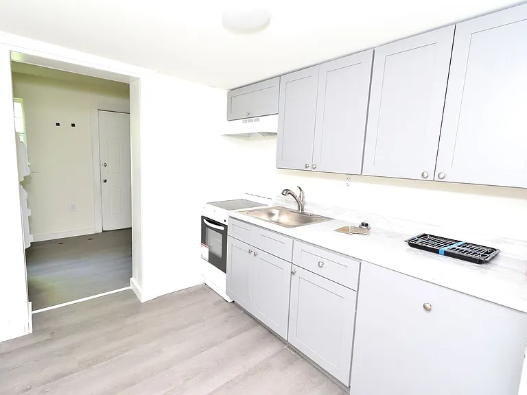 829 Gay St — Photo 7