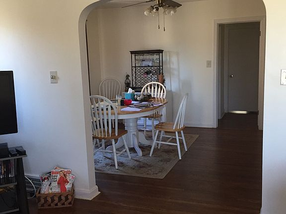 2nd image of 14515 Lake Ave
