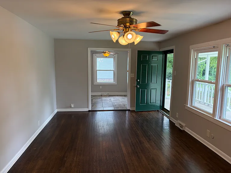 5216 Eaton Cir — Photo 5