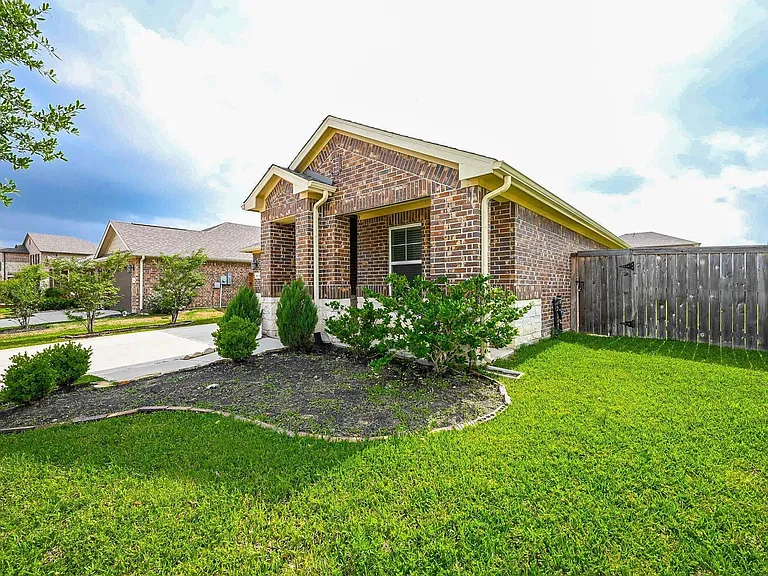 6602 River Cherwell Ct — Photo 1