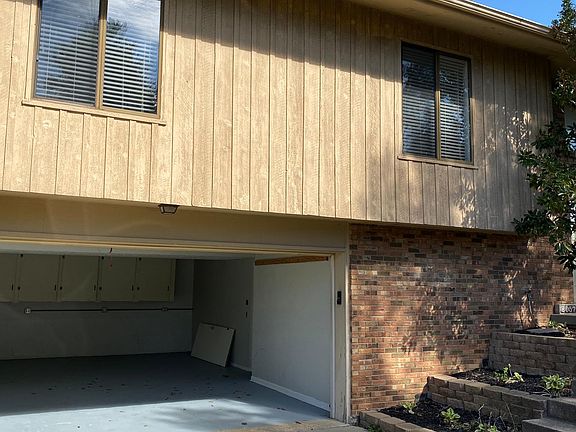 3rd image of 2057 Fort Harrods Dr