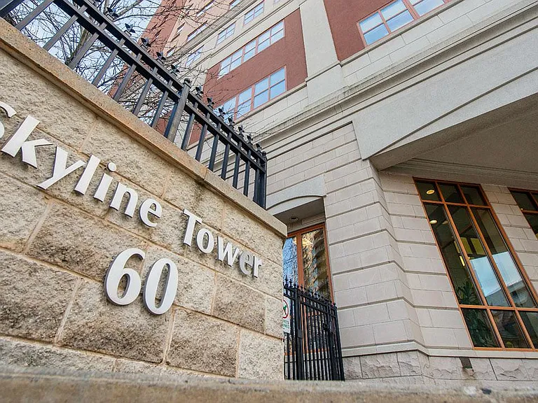 Skyline Tower — Photo 6