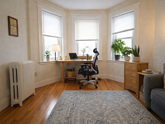 3rd image of 17 Orkney Rd #44