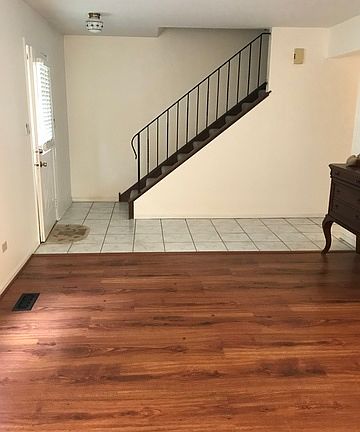 4th image of 1719 Monmouth Pl