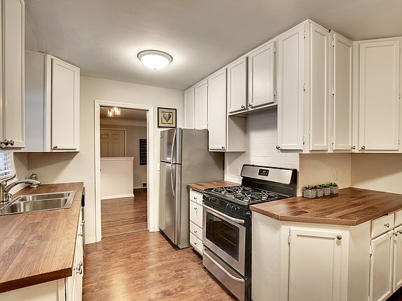5th image of 3533 Sheridan Ave N