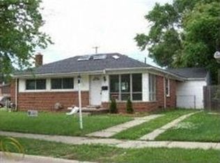 749 Grant Ave, Clawson, MI 48017