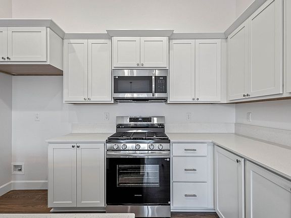 7th image of this home