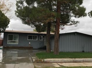 38823 Carolside Ave, Palmdale, CA 93550