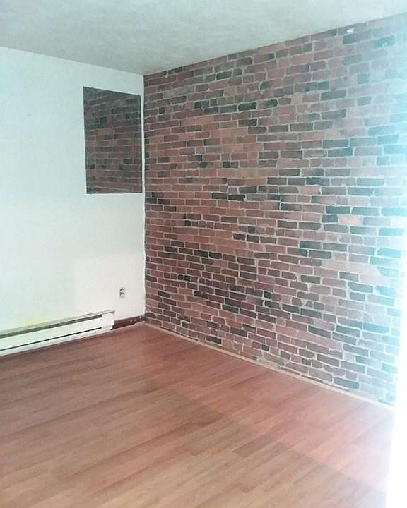 2nd image of 132-134 Bunker Hl #2A