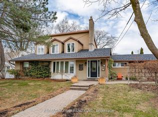 25 Mineola Rd E, Mississauga, ON L5G 2E3