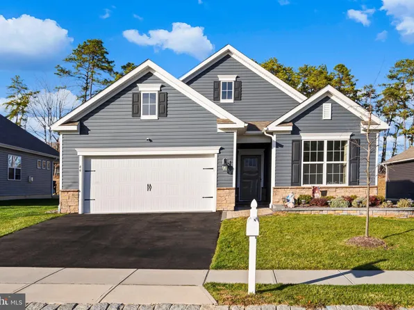 44 Black Bear Dr, Barnegat, NJ 08005