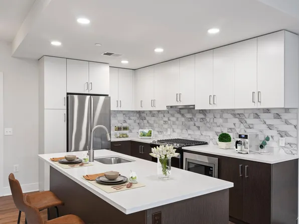 1000 The American Rd APT 229, Morris Plains, NJ 07950