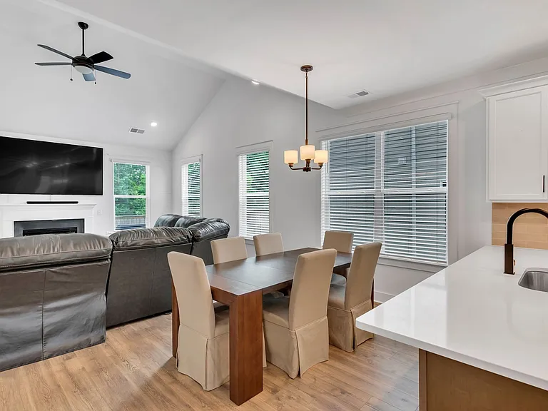 261 Cornice Dr — Photo 12