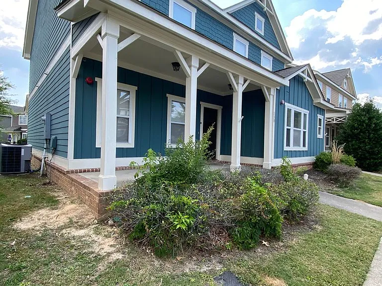 1929 Bluff Rd #130 — Photo 1