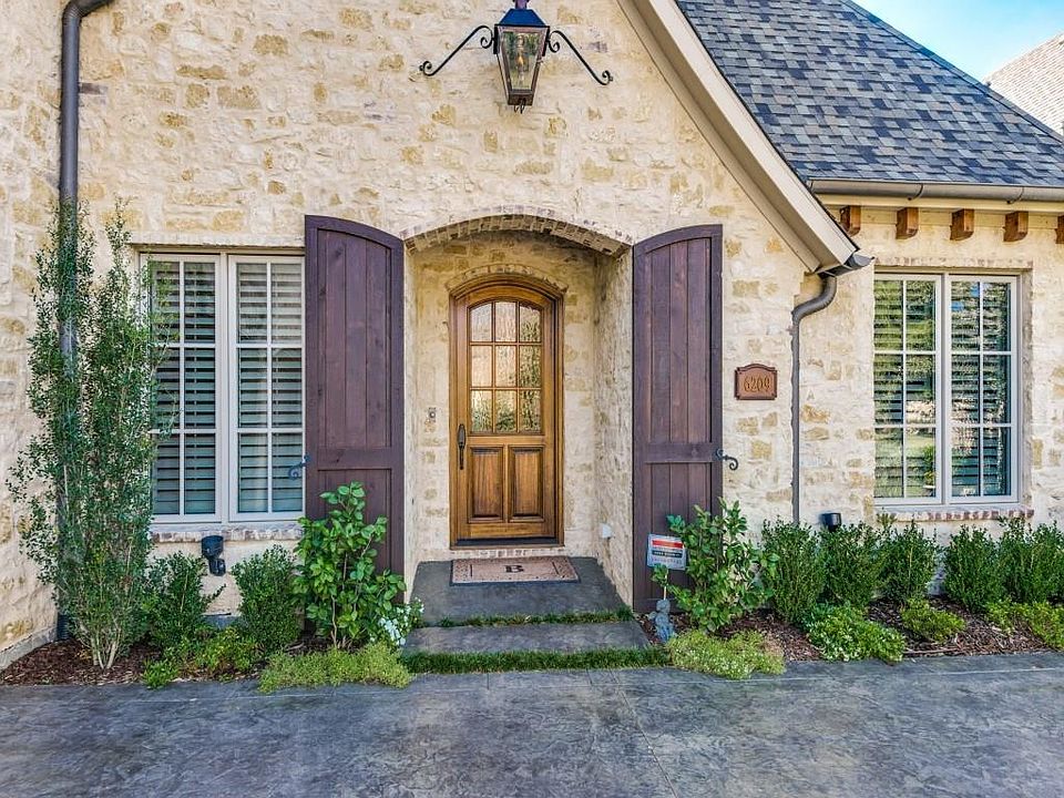 1st image of 6209 Avalon Woods Dr