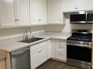 2940 Montrose Ave APT 3, Glendale, CA 91214