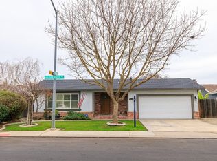 1212 Valeriewood Way, Modesto, CA 95355