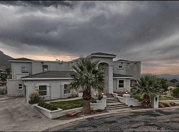 2nd image of 104 Camino Barranca