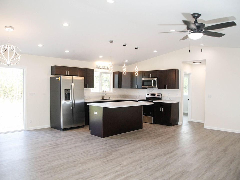 1st image of 16-2055 Silveroak Dr