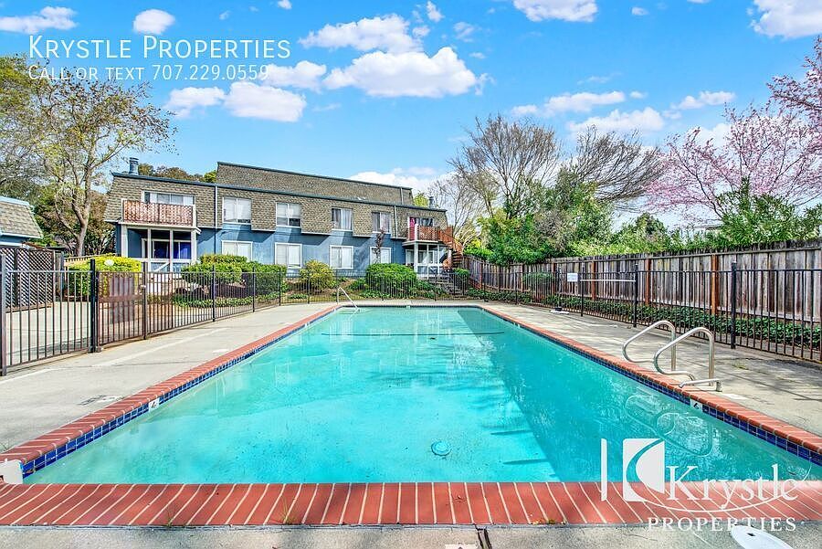 1st image of 1457 N Camino Alto Dr #218