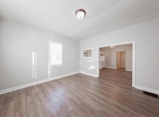 914 N 9th St, Leavenworth, KS 66048