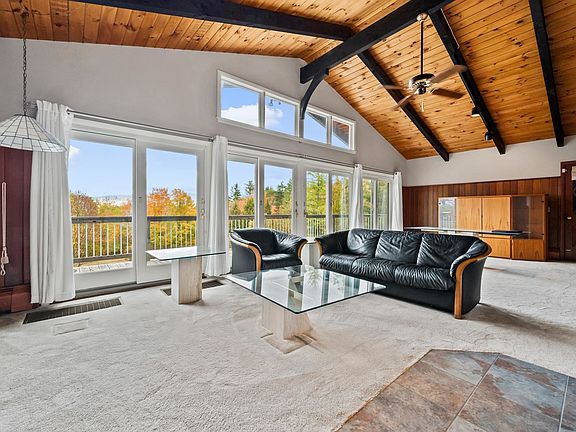 3rd image of 6 Vista Way