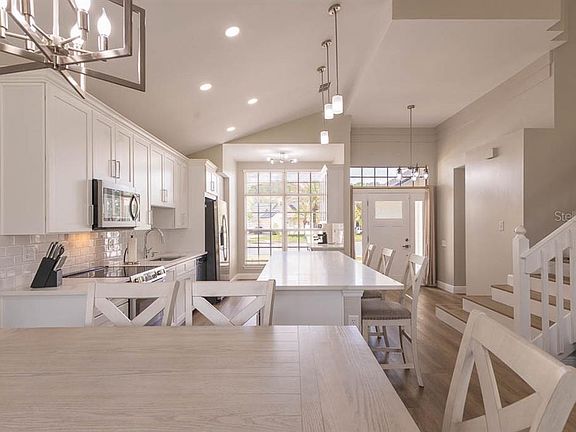 5th image of 3432 IDLEGROVE COURT