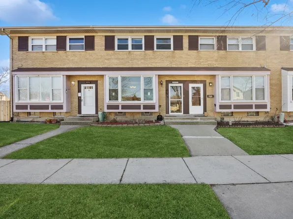 8892 N Prospect St, Niles, IL 60714