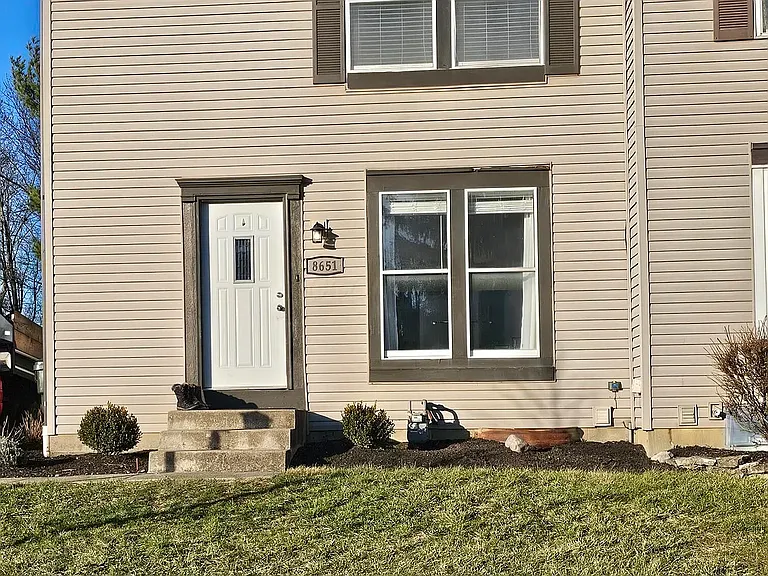 8651 Wilmette Ct — Photo 19