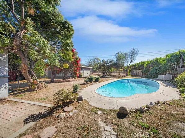 11326 Sheldon St, Sun Valley, CA 91352